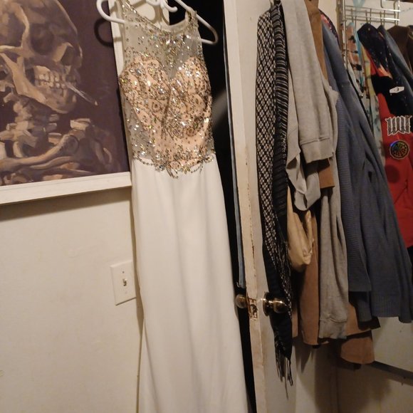 Prom Dress - Picture 2 of 7